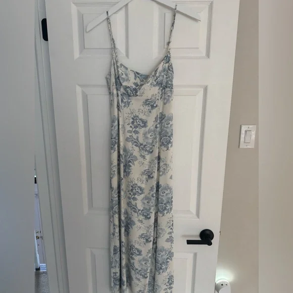 Reformation Liya Floral Midi Dress in Teacup - Picture 3 of 5